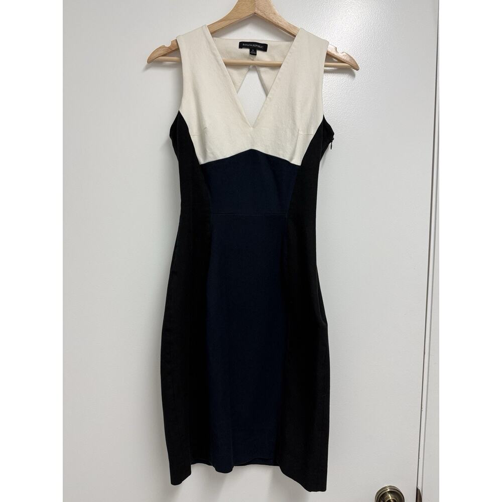 Banana Republic Black White Navy Colorblock Sheath Dress V-Neck Sleeveless 0